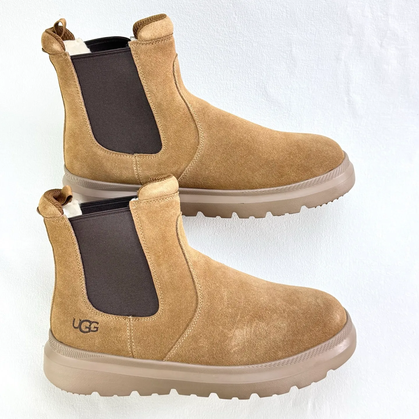Self-pickup 💰680 𝐔*g ₂₀₂₄ . 1152050 Burley Chelsea boots, simple retro style, casual and versatile, private molded outsole, comfortable and anti-slip, high silk suede material, beautiful and material, will not freeze your feet in winter, must be arranged! Size：39-44